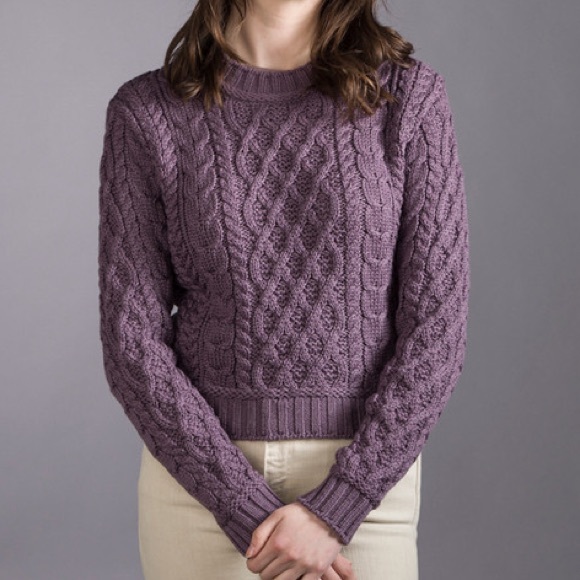 Aran Sweater Market Sweaters - New Aran cropped sweater
